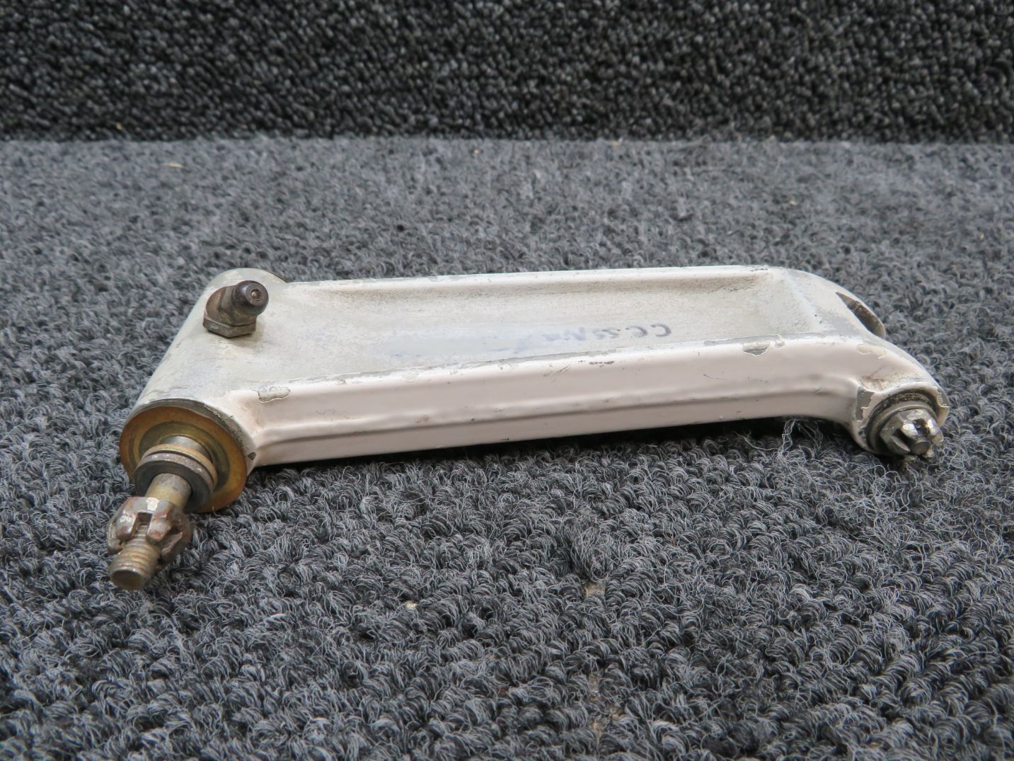 タク 0543034-498 Cessna Lower Torque Link - Landing Gear