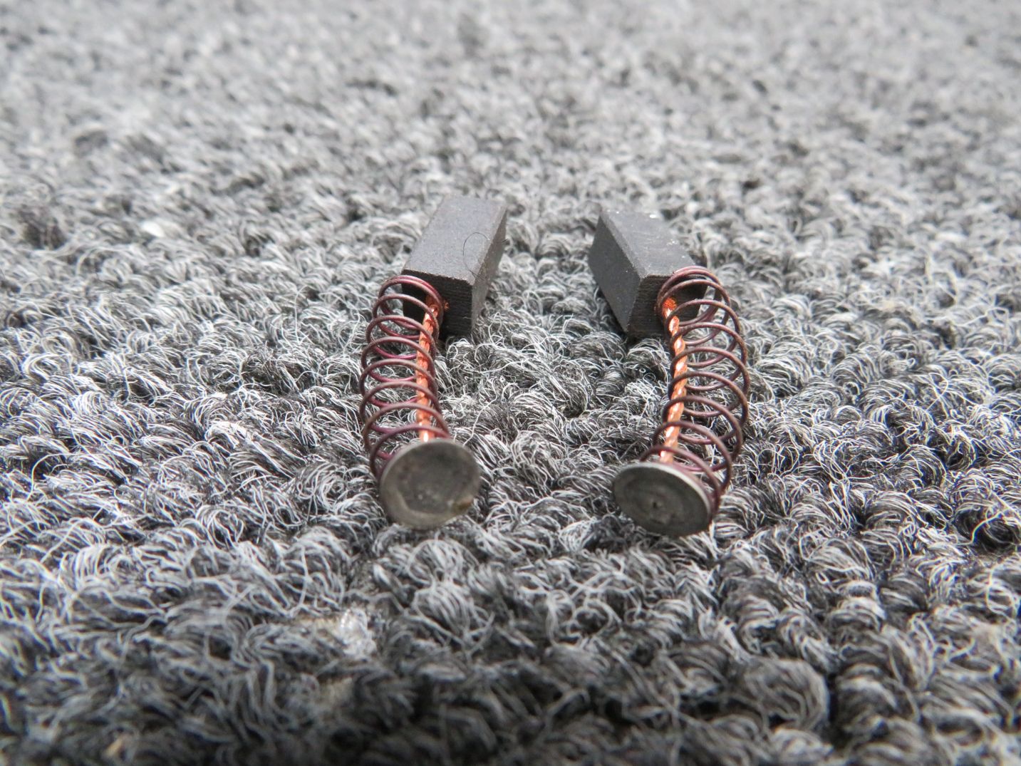 ALE-1013AS Electrosystems Inc. Brush Set of 2 (New Old Stock)