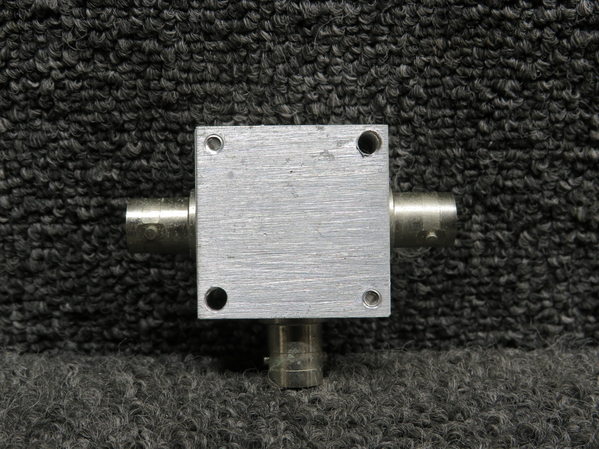 大人気の ZFSC-2-1 Plus Mini Circuits Antenna Splitter Unit ポケモンカードゲーム