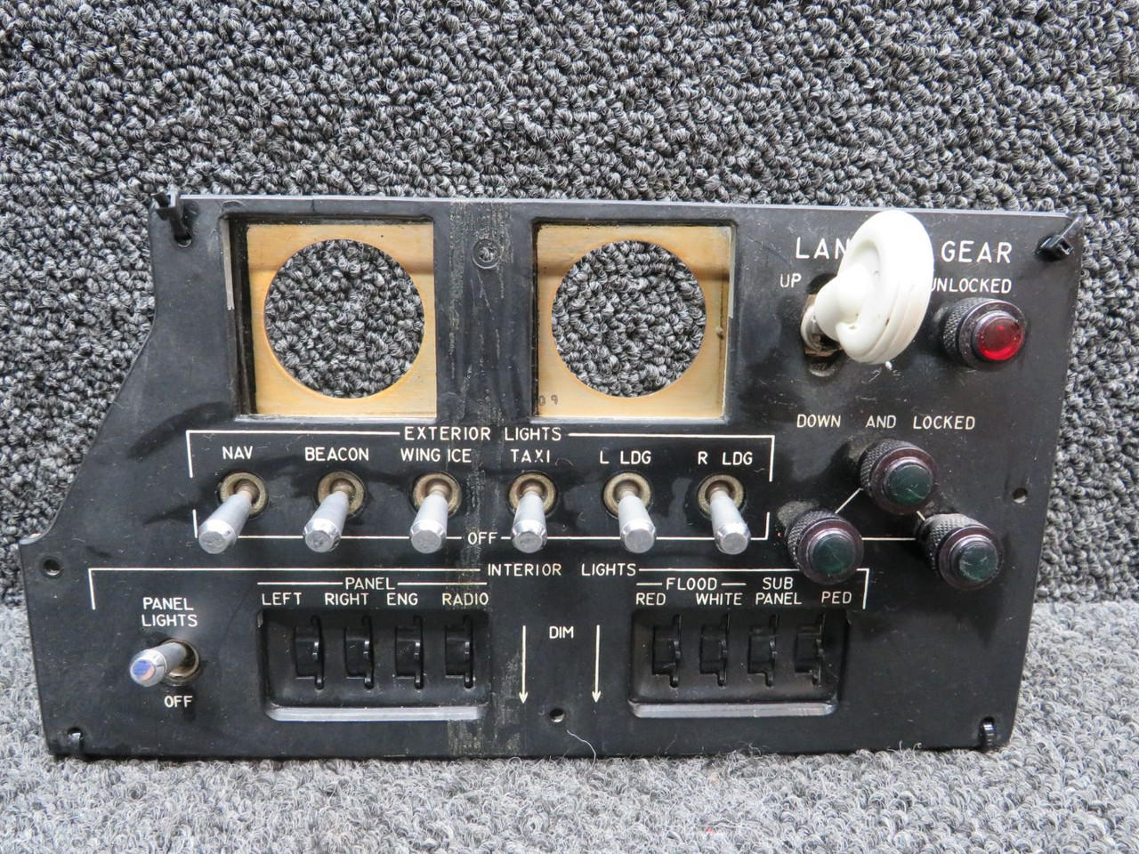 FLIGHT INSTRUMENT PANEL(中古品) FLIGHT INSTRUMENT PANEL(中古品)