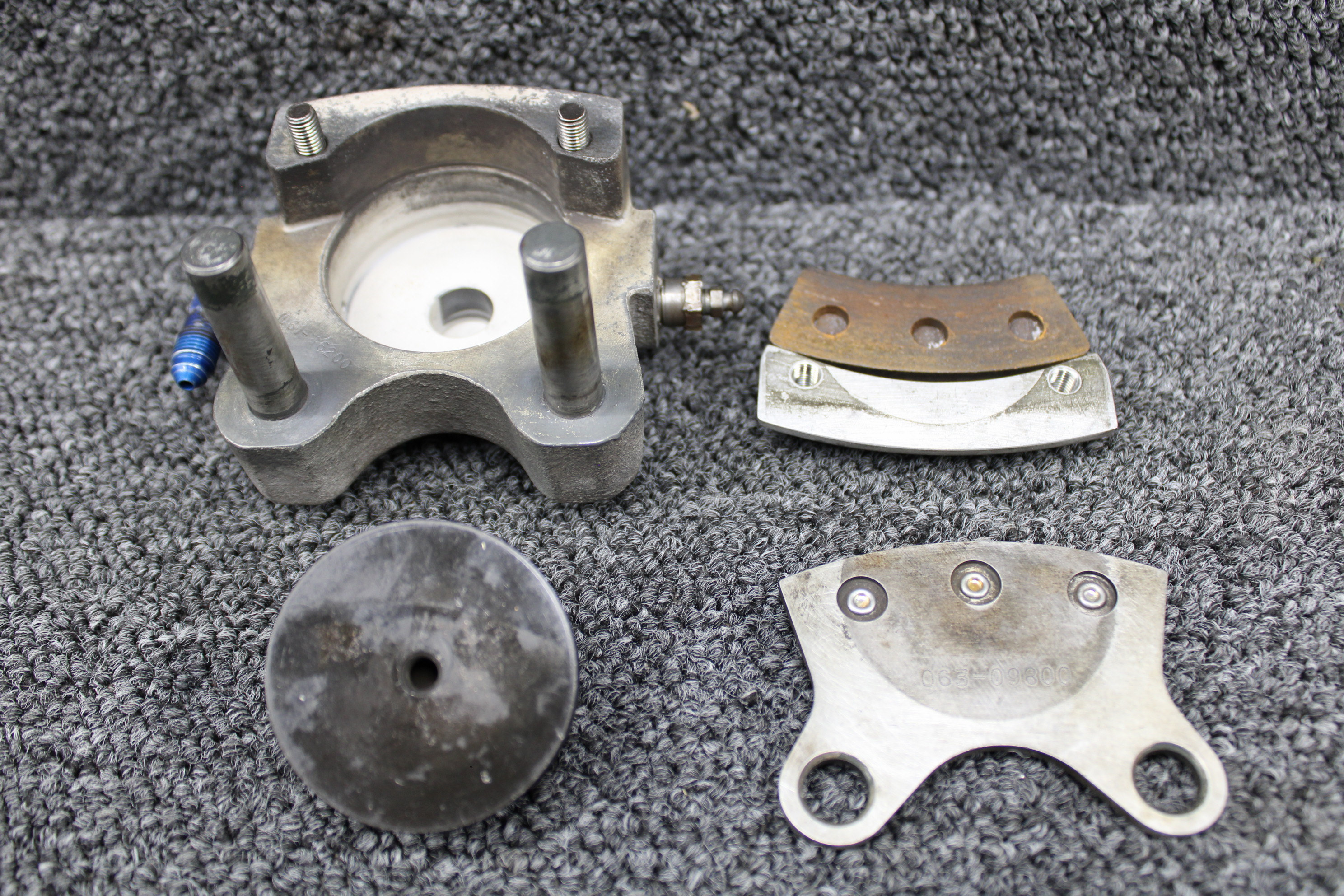 シバレンページ 30-239B Cleveland Brake Caliper Assembly | BAS Airplane Parts