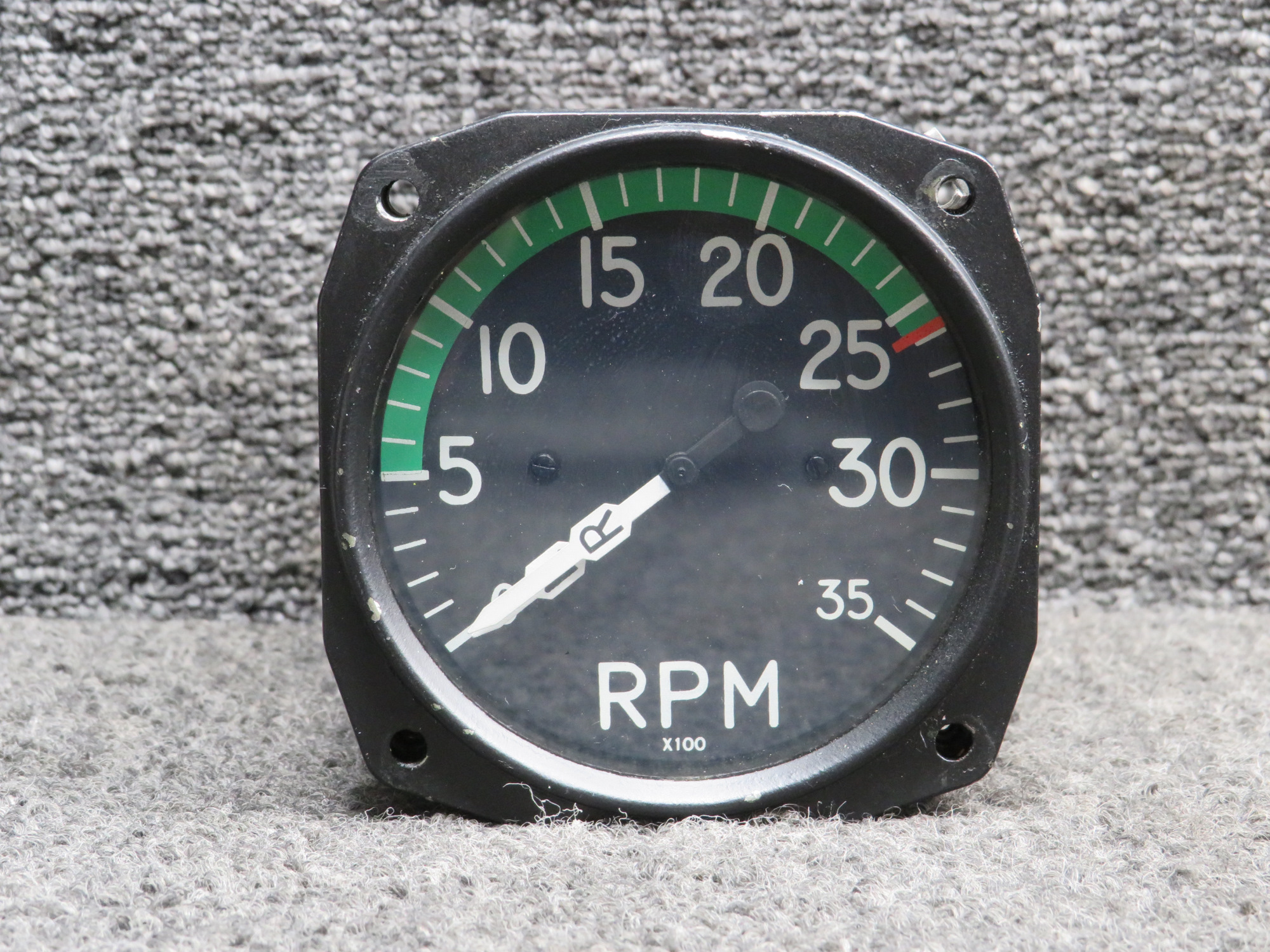 020ページ 57-4AW Consolidated Instrument Dual Engine Tachometer Indicator