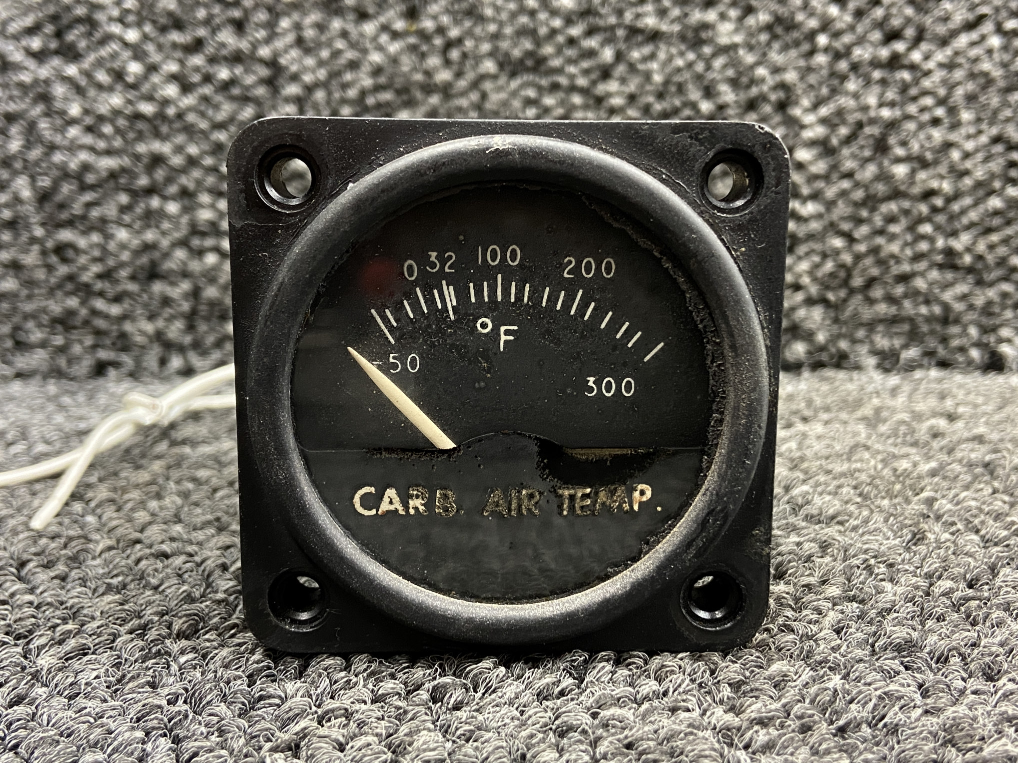 110077 (Alt PN AN57906) Weston Carburetor Air Temperature Gauge (No
