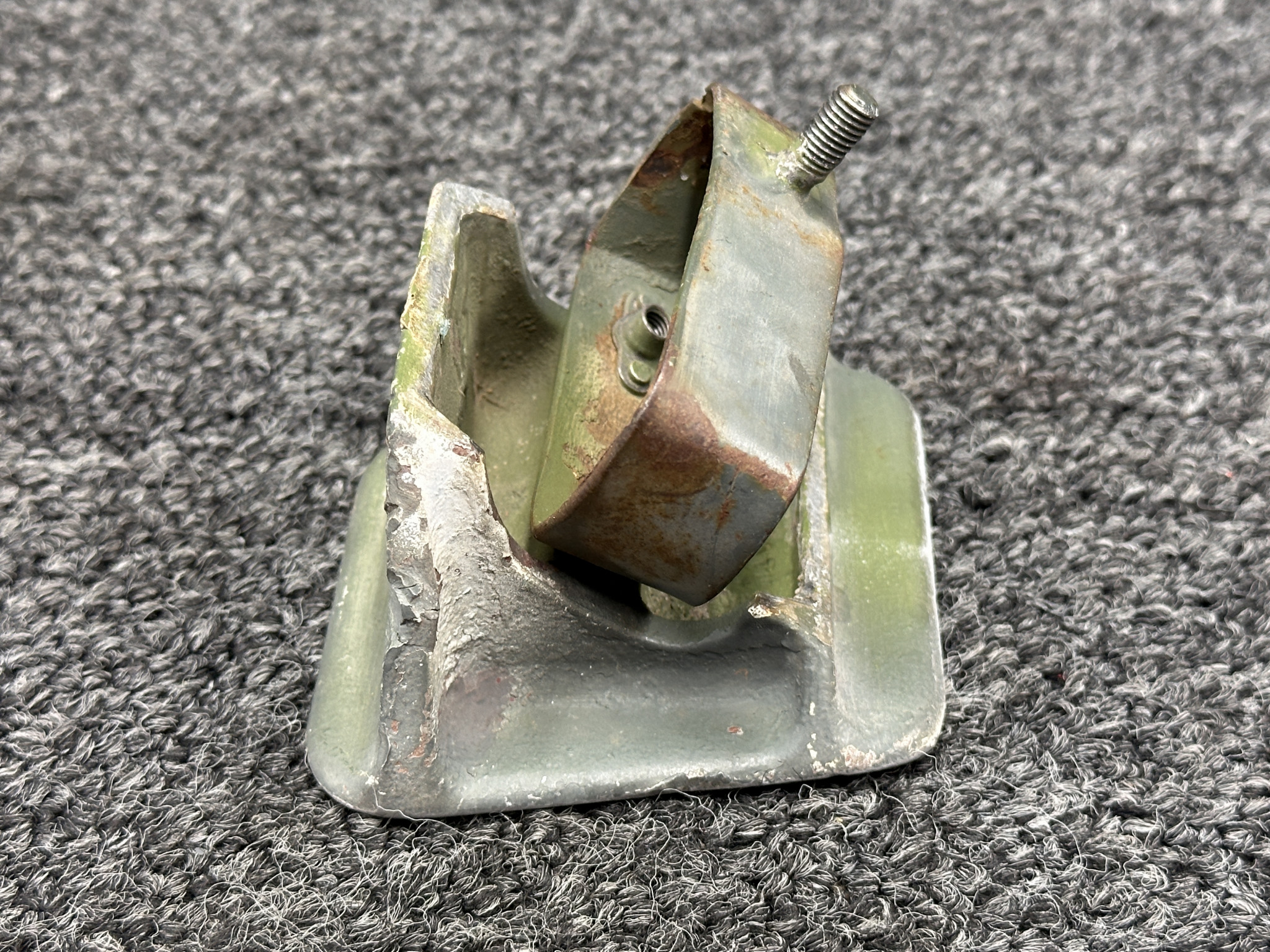 1241043-1 (Use PN: 1241043-201) Cessna 210 Main Gear Step Assembly