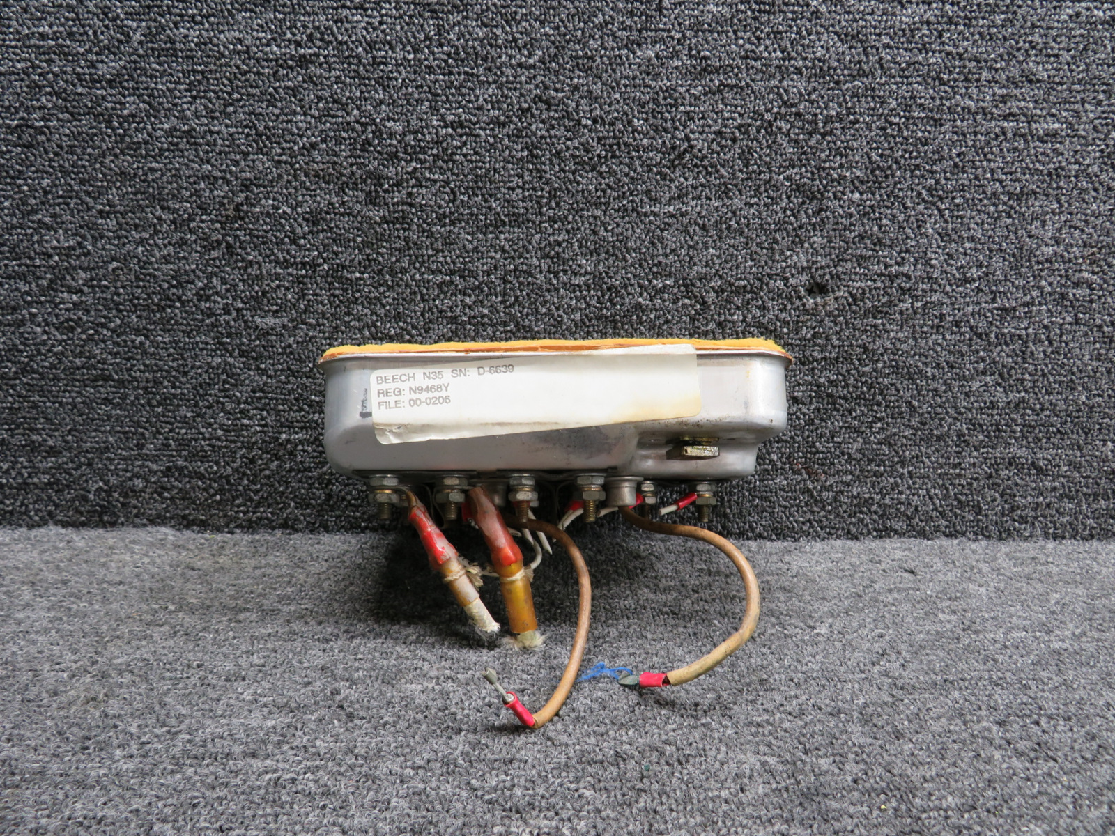 Beechcraft N35 Fuel and Oil Instrument Cluster Assembly (Volts: 12)