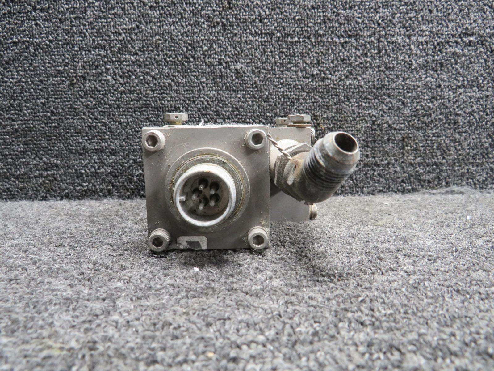 99251-9133-54-B1 Bendix Fuel Flow Transmitter (26 Volts)