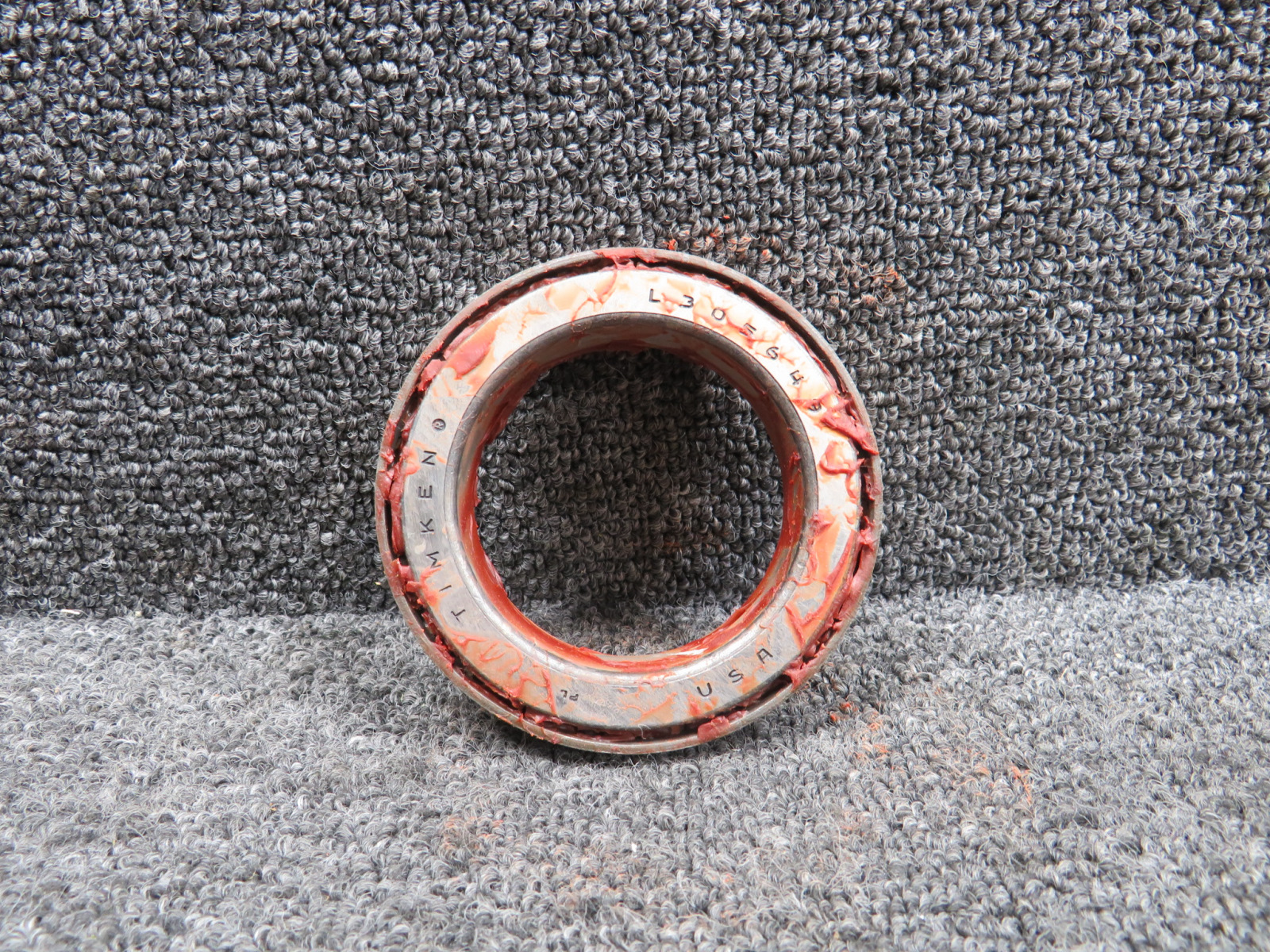 L305649 Timken Tapered Roller Bearing (New Old Stock) (NOS)