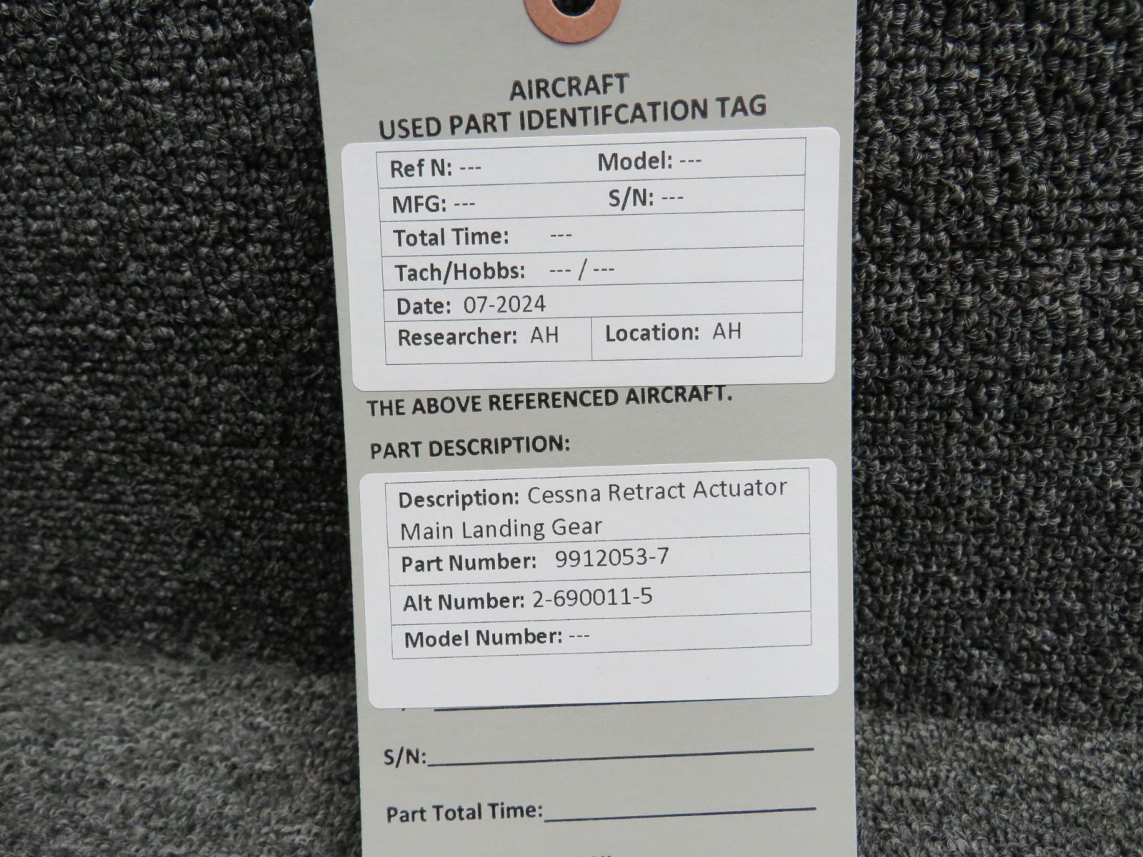 9912053-7 (Alternate: 2-690011-5) Cessna Main Landing Gear Retract
