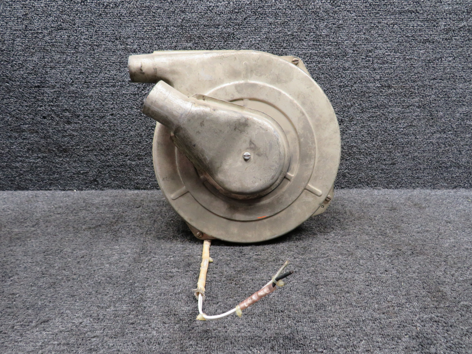 714709 Robbins and Myers Heater Blower Motor 24 Volts