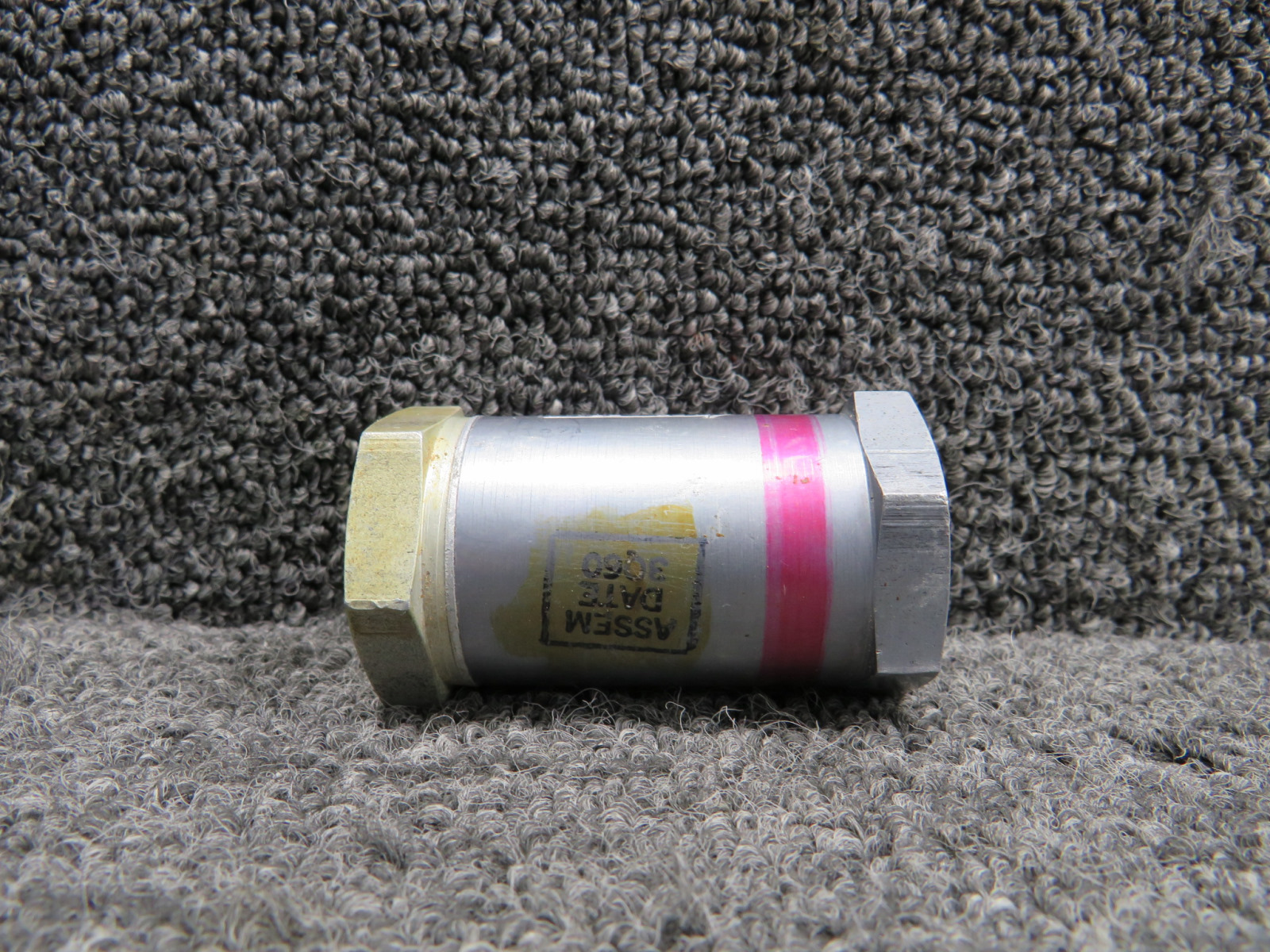 1111-517712 (Alt: MS 28883-6) Parker Low Pressure Fuel Check Valve
