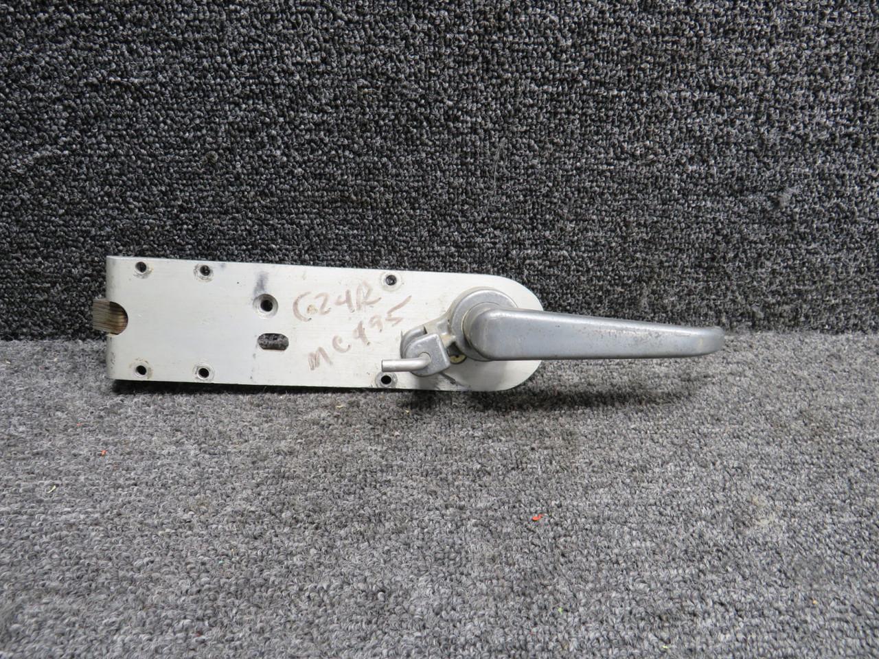H25329 Beechcraft C24R Interior Baggage Door Latch Assembly Unit