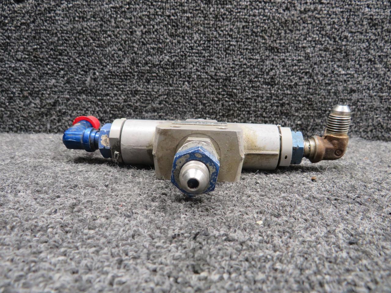 HP567101-4 Directional Shuttle Valve with Extra Fittings For Sale