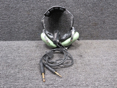 David Clark H10-30 キャリングケース付き David Clark H10-30 Aviation Headset & Bag Combo | 24dB NRR