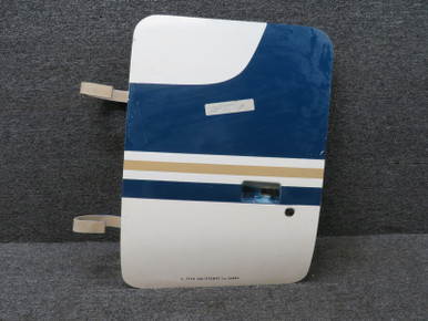 ラドンナ DP01-65-WH 0717000-19 (Weu: 0717037-6) Cessna 172N Baggage Door (Minus Latch