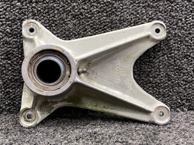 39497-002 (Use: 39497-802) Piper PA34-220T Aft Main Gear Trunnion