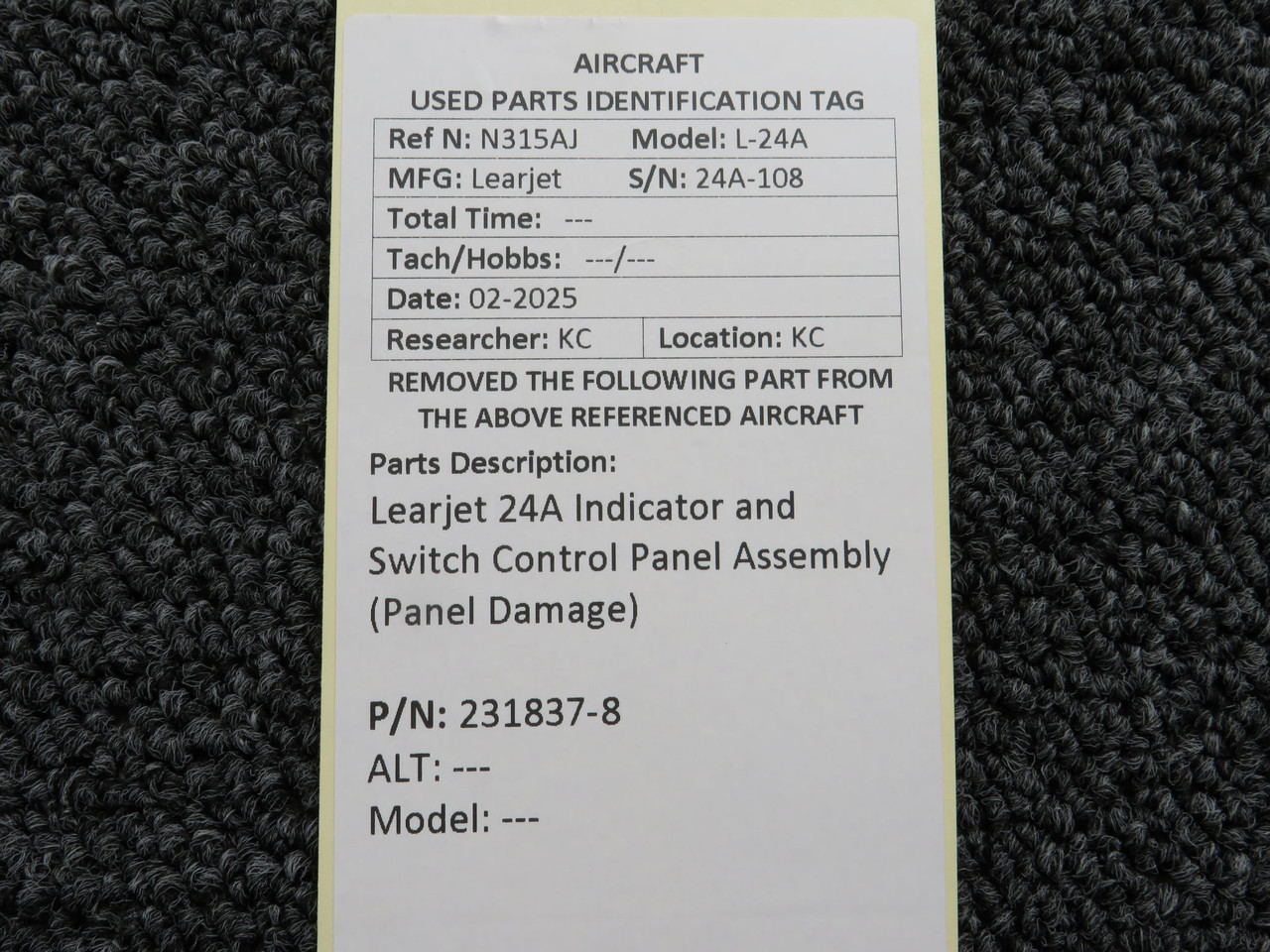231837-8 Learjet 24A Indicator and Switch Control Panel Assembly