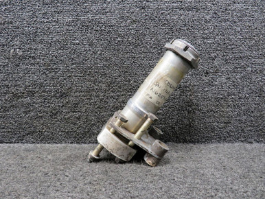 0541124 Cessna 172RG Main Gear Axle Assembly with Torque Plate