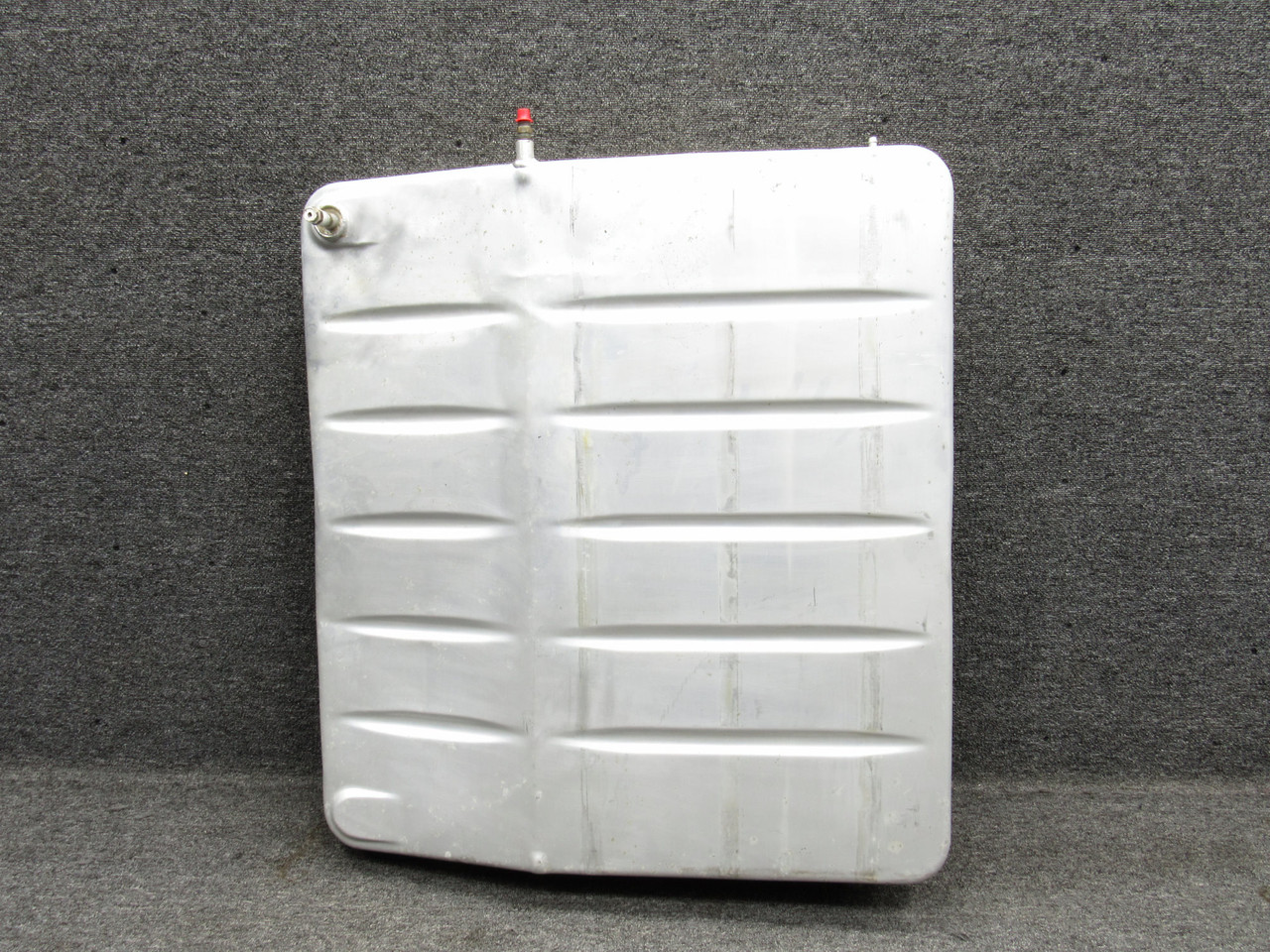 0526007-201 Cessna 172 Fuel Tank Assembly LH | eBay
