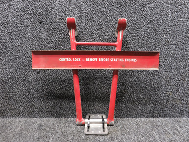 タク 0861702-16 (Alt: 0861702-11) Cessna 310Q Gust Lock For Sale