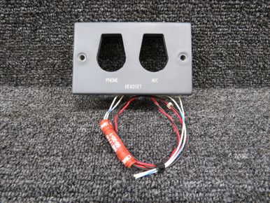 9914613-1 (Alt: 95-3836-1) Cessna Citation 560XL Mic Jack El Panel