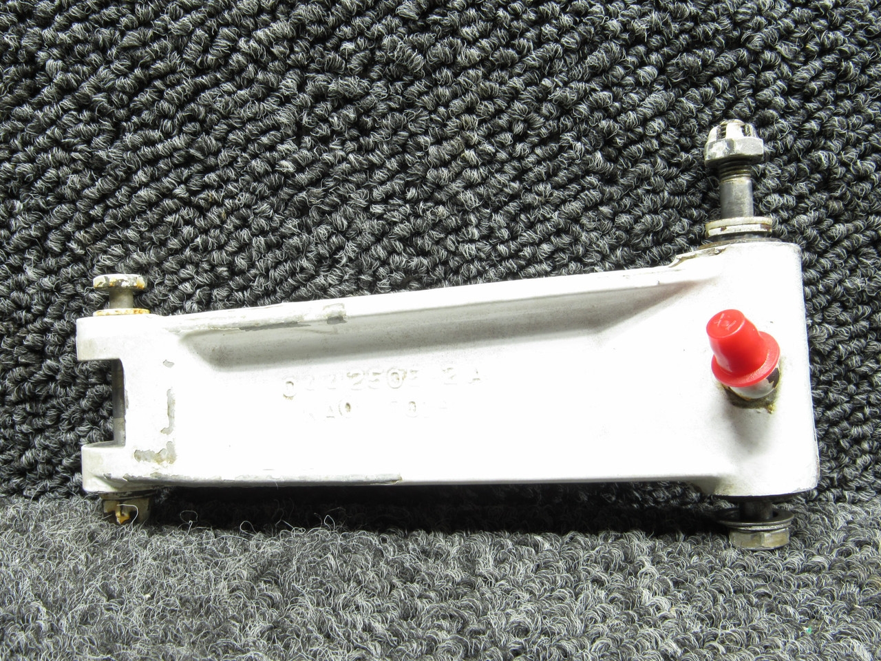 Cessna117出品 2個口PFC-1000 + Cirrus II 0442506-2 Cessna Nose Landing Gear Lower Torque Link Assembly | eBay