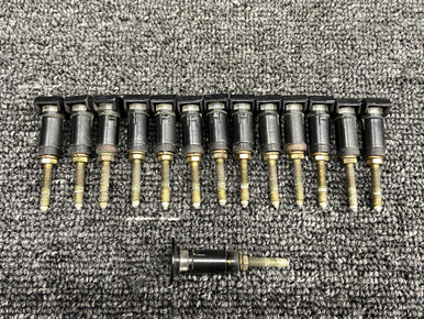 572-636 Piper PA44-180 Instrument Panel Post Light Set (White) For