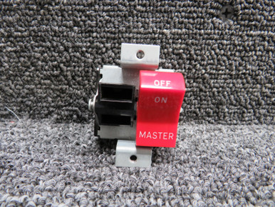 587-837 Cutler Hammer Rocker Master Switch (New Old Stock) For Sale