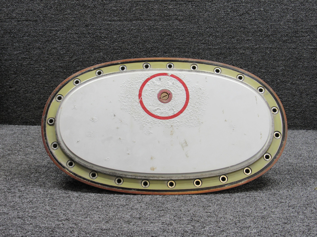 112N6101-4 Boeing 737-800 Fuel Tank Door with Fuel Measuring Stick