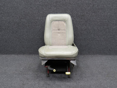 ANA Super Seat Premium 記念 レザータグ 0700630-1 Cessna 182M Vertically Adjustable Pilot Seat Assembly LH