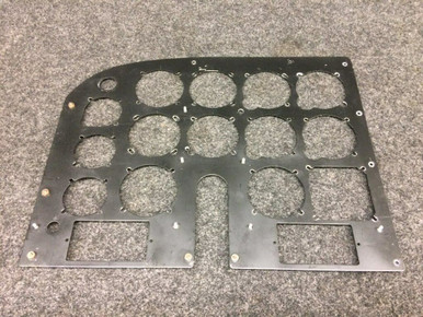 航空機 機体部品 T-33 左主翼 8L AIR CONTROL MECHパネル 0713541-3 Cessna A185F Shock Panel Assembly For Sale
