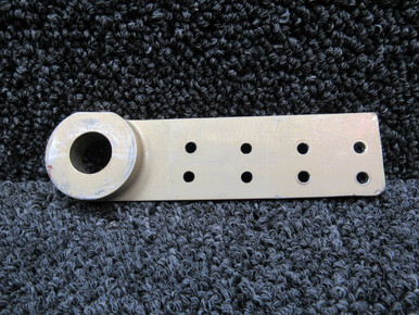 ユンページ 0711606-9 Cessna T206H Fitting Rear Spar Attach Aft LH