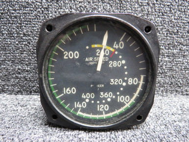 1426-47A-B17 Bendix Aviation 40-400 KTS Airspeed Indicator