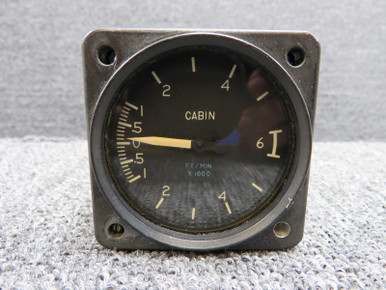 32C1001-1 (Alt: C668517-0101) Aircraft Cabin Rate of Climb Indicator Gauge