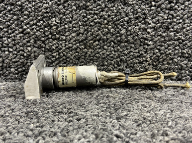 602EB67-6B Cessna R182 Nose Gear Squat Switch Assembly For Sale