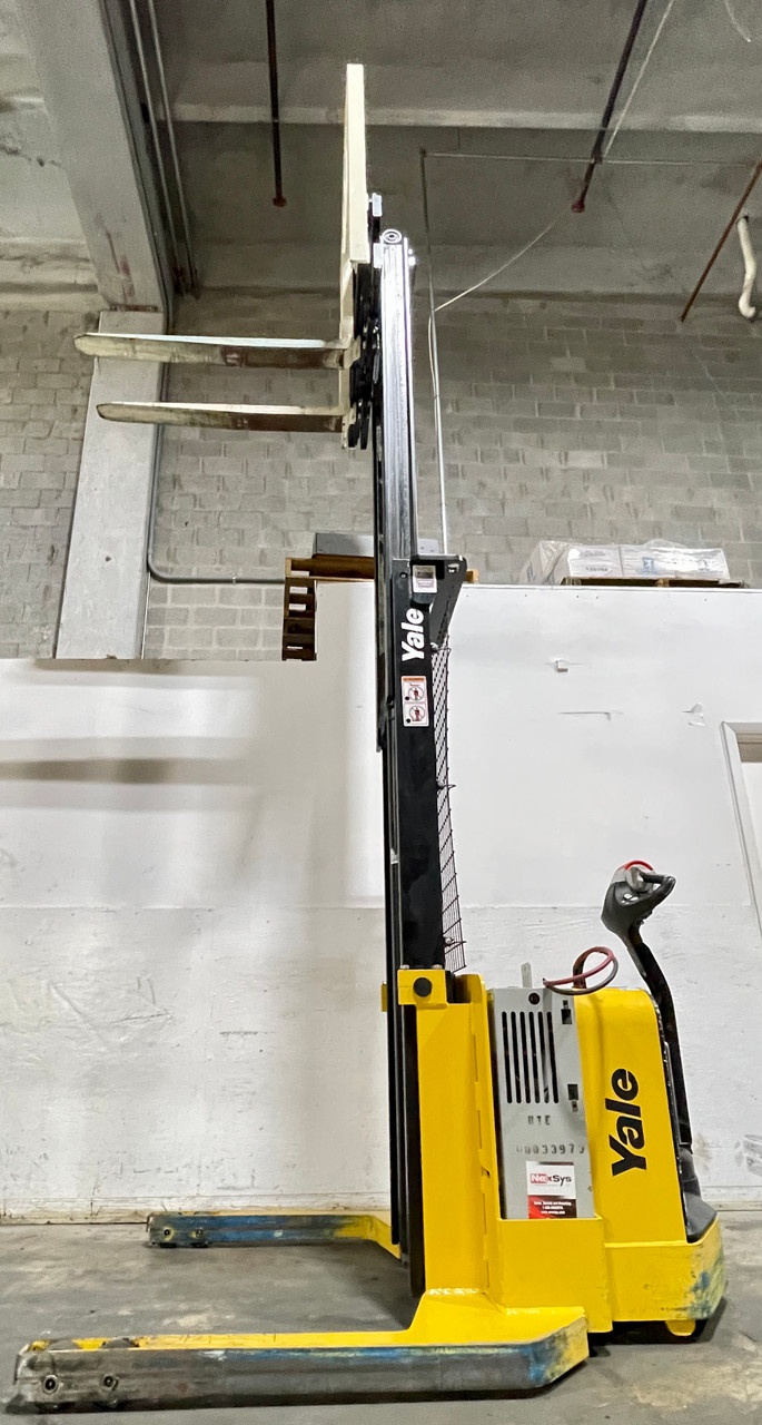 Pallet Stacker For Sale Electric Forklift 2019 Yale  MSW040 Electric Walkie Stacker  3,800 LB Capacity Height  83"/130" Stock # 642T