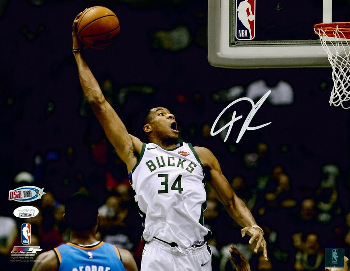 Giannis Antetokounmpo Bucks Signed Autographed 11x14 Photograph Photo JSA Auth