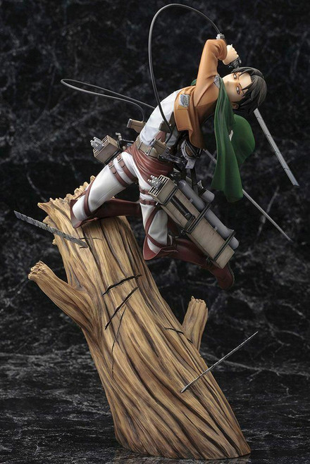 Kotobukiya Kotobukiya ARTFX-J Attack on Titan Shingeki No Kyojin Levi 1/8 Figure