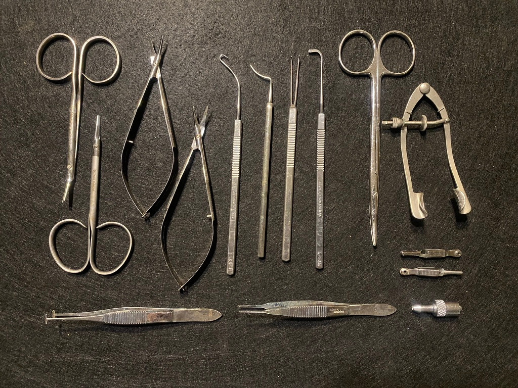 Storz E7418 Strabismus Eye Muscle Instrument Set