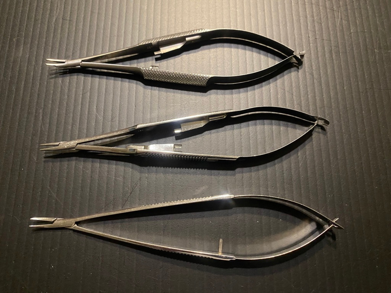 Needle holder photo of Storz E7416-2 Cornea Penetrating Keratoplasty (PK) Instrument Set
