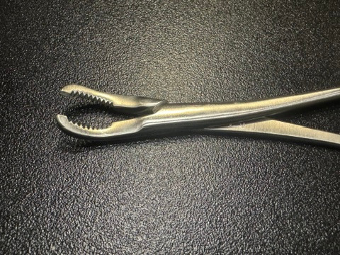 Jaw photo of Stryker 702932 VariAx Lobster Claw Reduction Forceps