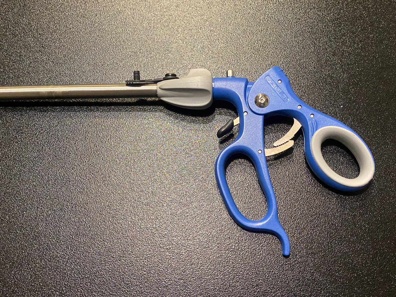 Handle photo of Snowden-Pencer SP90-6321 Laparoscopic Babcock Grasper, TC, 10mm X 36cm (NEW)