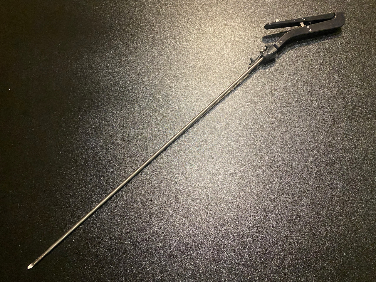 Snowden-Pencer SP90-8208 Laparoscopic Needle Holder, TC, CVD Left