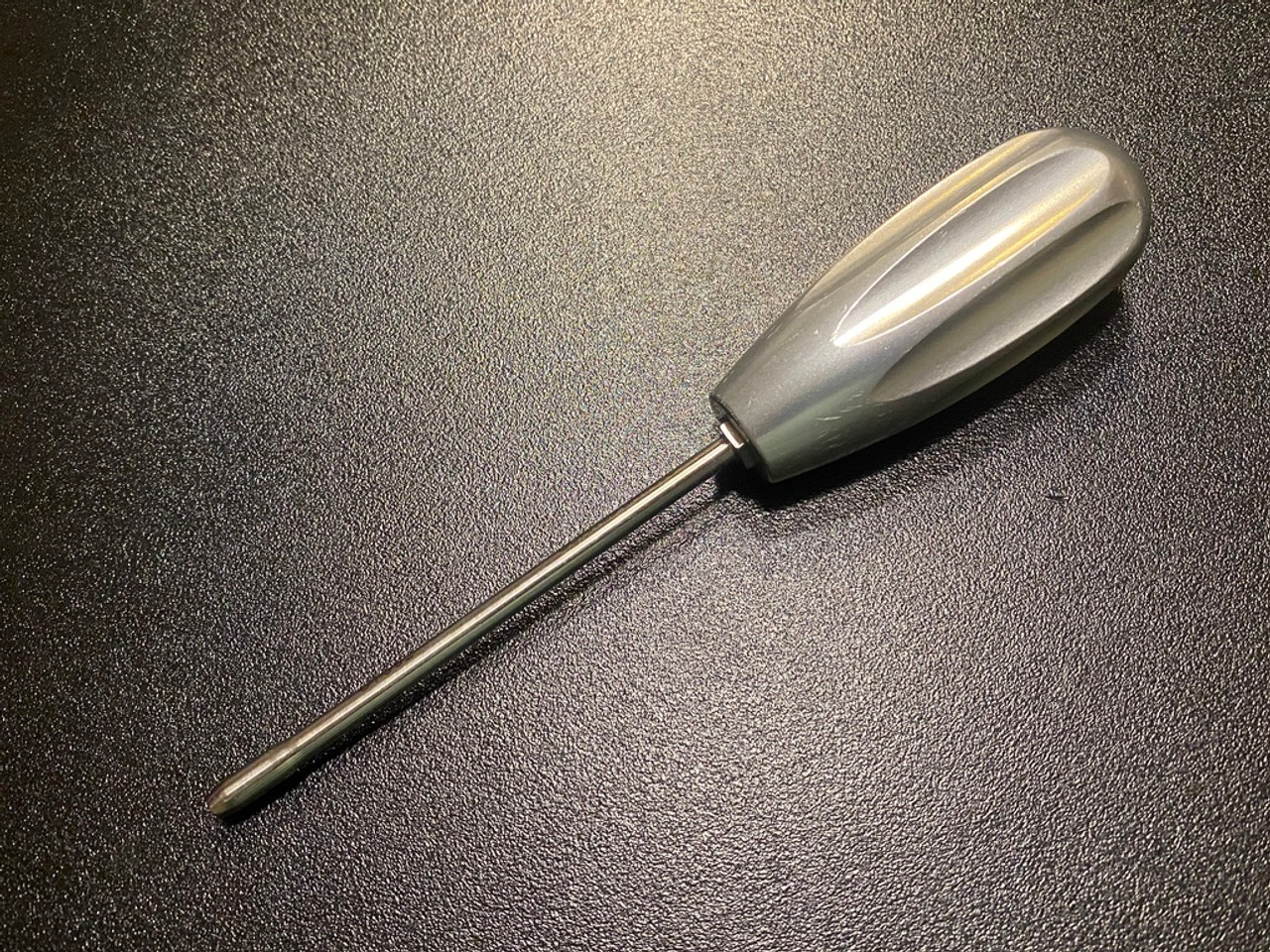 Conmed C7382 Gray Cannulated Obturator, 6mm X 85mm Conmed C7382 Gray Cannulated Obturator, 6mm X 85mm
