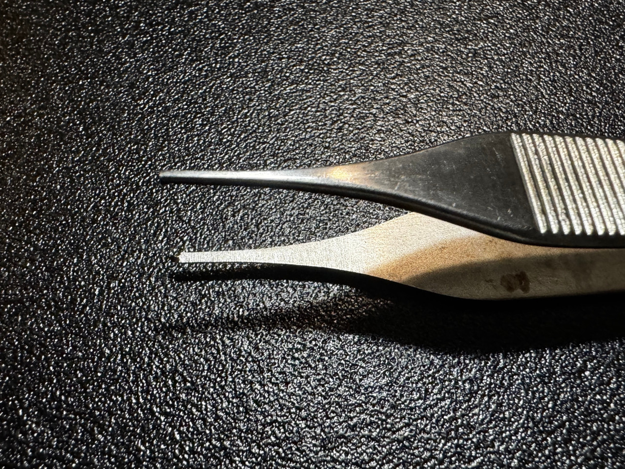 Handle photo of GSource 17.1500 Adson Tissue Forceps, 1 X 2, 6"