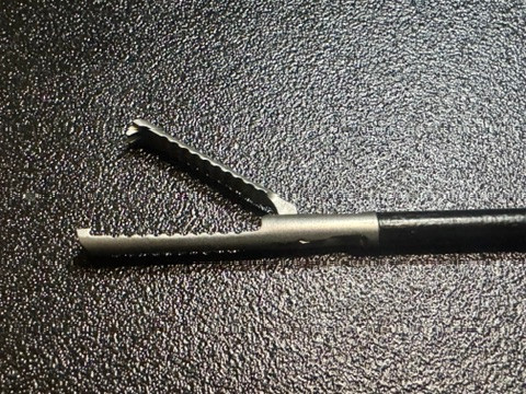 Jaw photo of Aesculap 8361-00 Prestige Laparoscopic Retraction Grasper, 5mm X 36cm