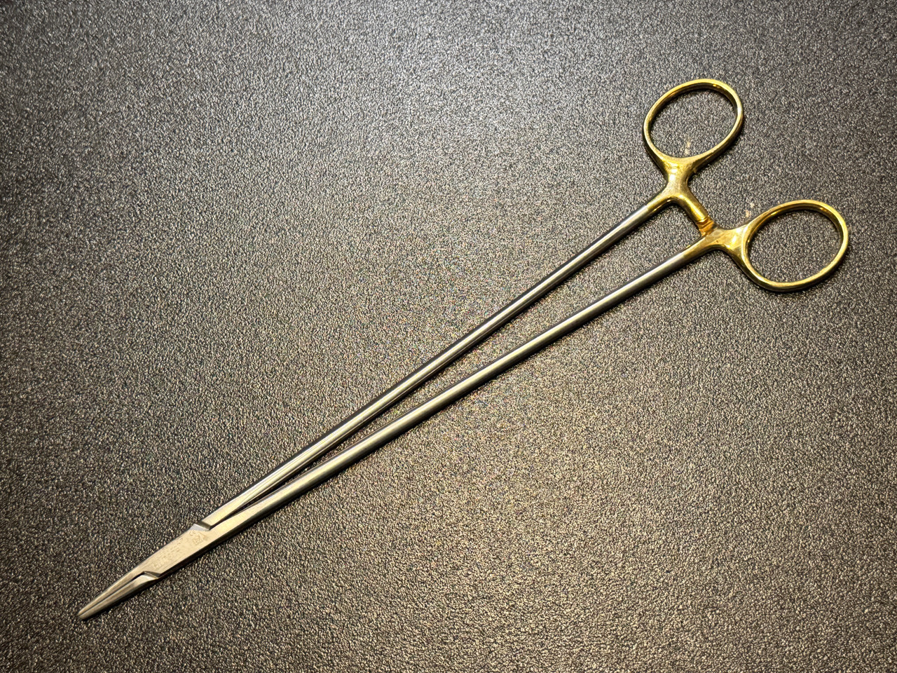 Aesculap BM037R Durogrip TC DeBakey Needle Holder, 10.25"