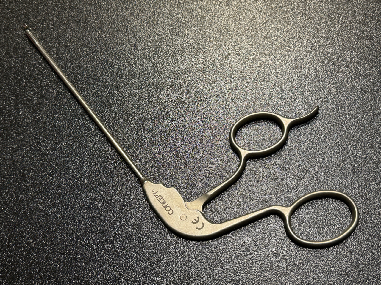 Handle photo of Concept C6851 Arthroscopic Rotary Punch, 90° Right, 3.3mm