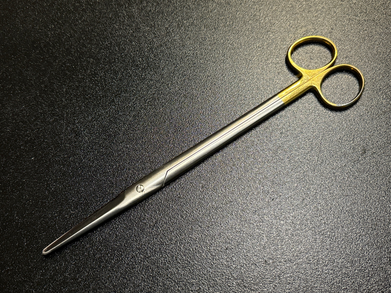 V. Mueller CH2086 Vital Mayo Dissecting Scissors, STR, TC, 9