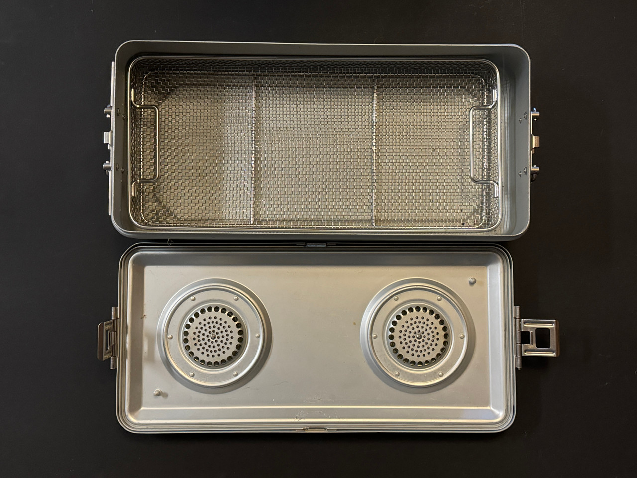 Open photo of Wagner WAG2V20ASA SteriSet Full Size Sterilization Container