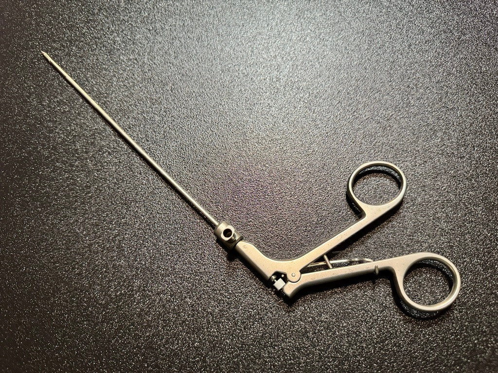 Storz 26173AM Berci Fascial Closure Instrument, 2.8mm X 17cm
